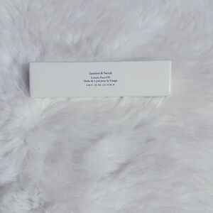 Jo Malone London
Jasmine & Neroli Luxury Face Oil, 0.5 oz.